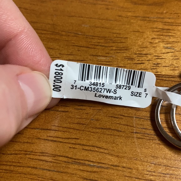 Diamond Engagement/Promise Ring Set - Picture 5 of 7